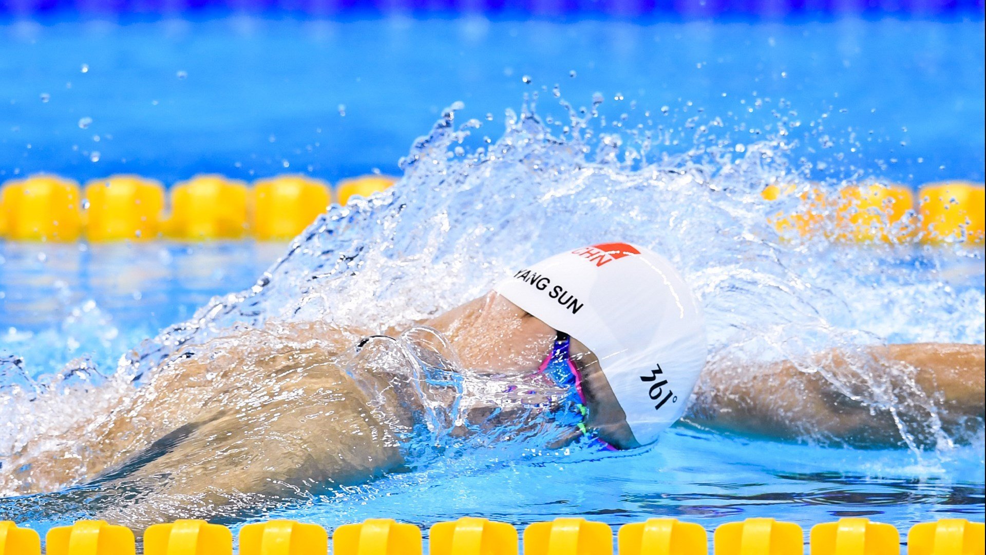 雪域雄鹿北境咆哮,伦纳德法则冻结天山攻势