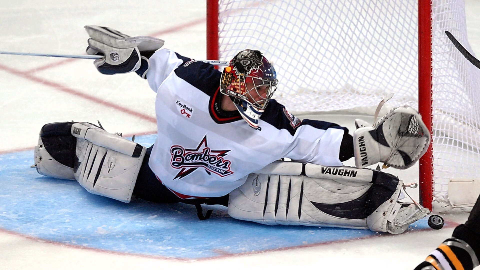 勒克莱尔状态火热，威廉姆斯上演巨人杀手戏码，强势碾压红牛二队