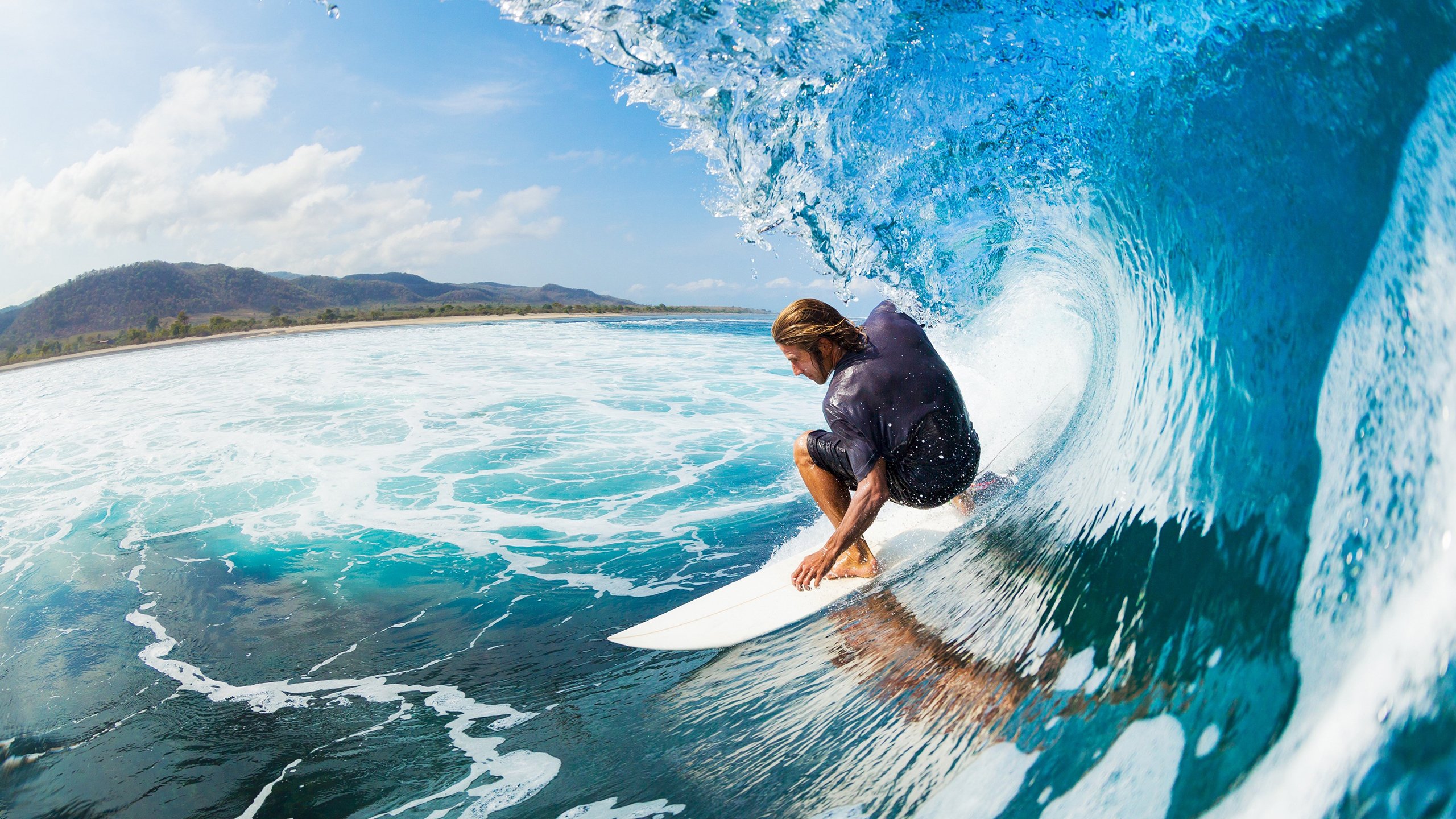 赛道上的逆袭，雷诺力克红牛二队，汉密尔顿展现王者风范